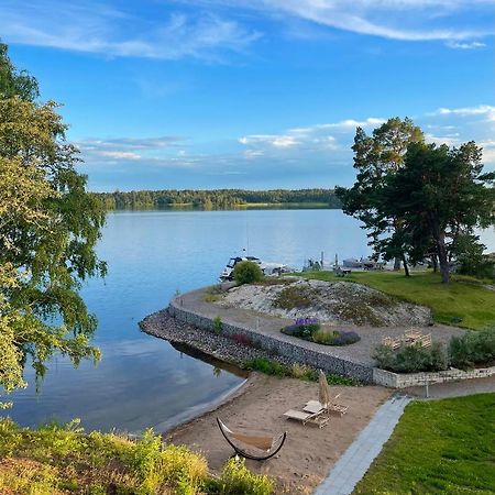 Bastuviken Bed And Breakfast Уппсала Экстерьер фото