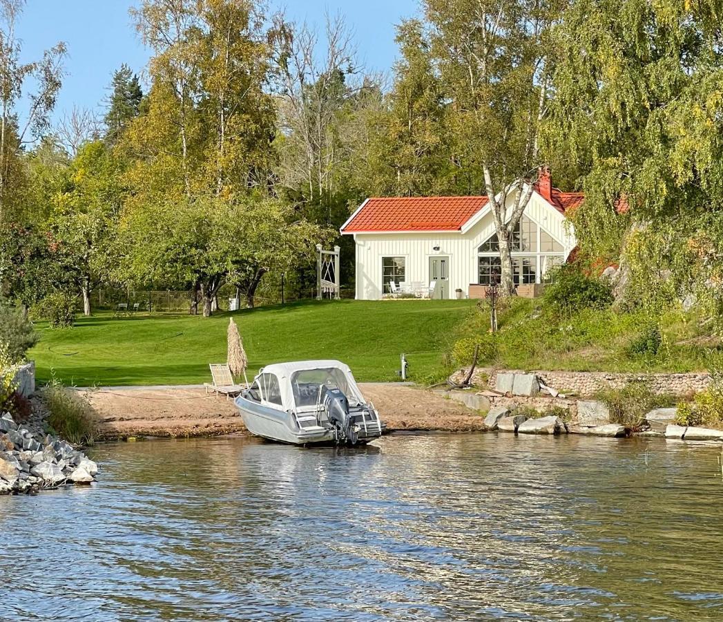 Bastuviken Bed And Breakfast Уппсала Экстерьер фото