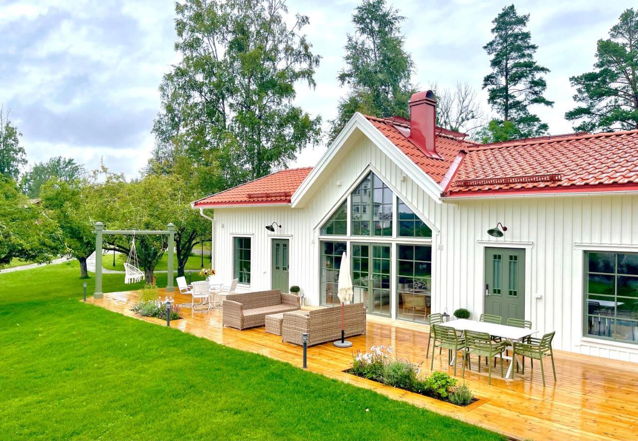 Bastuviken Bed And Breakfast Уппсала Экстерьер фото