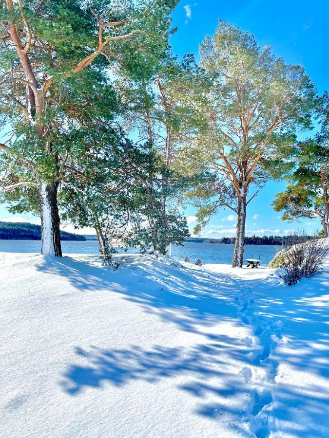 Bastuviken Bed And Breakfast Уппсала Экстерьер фото