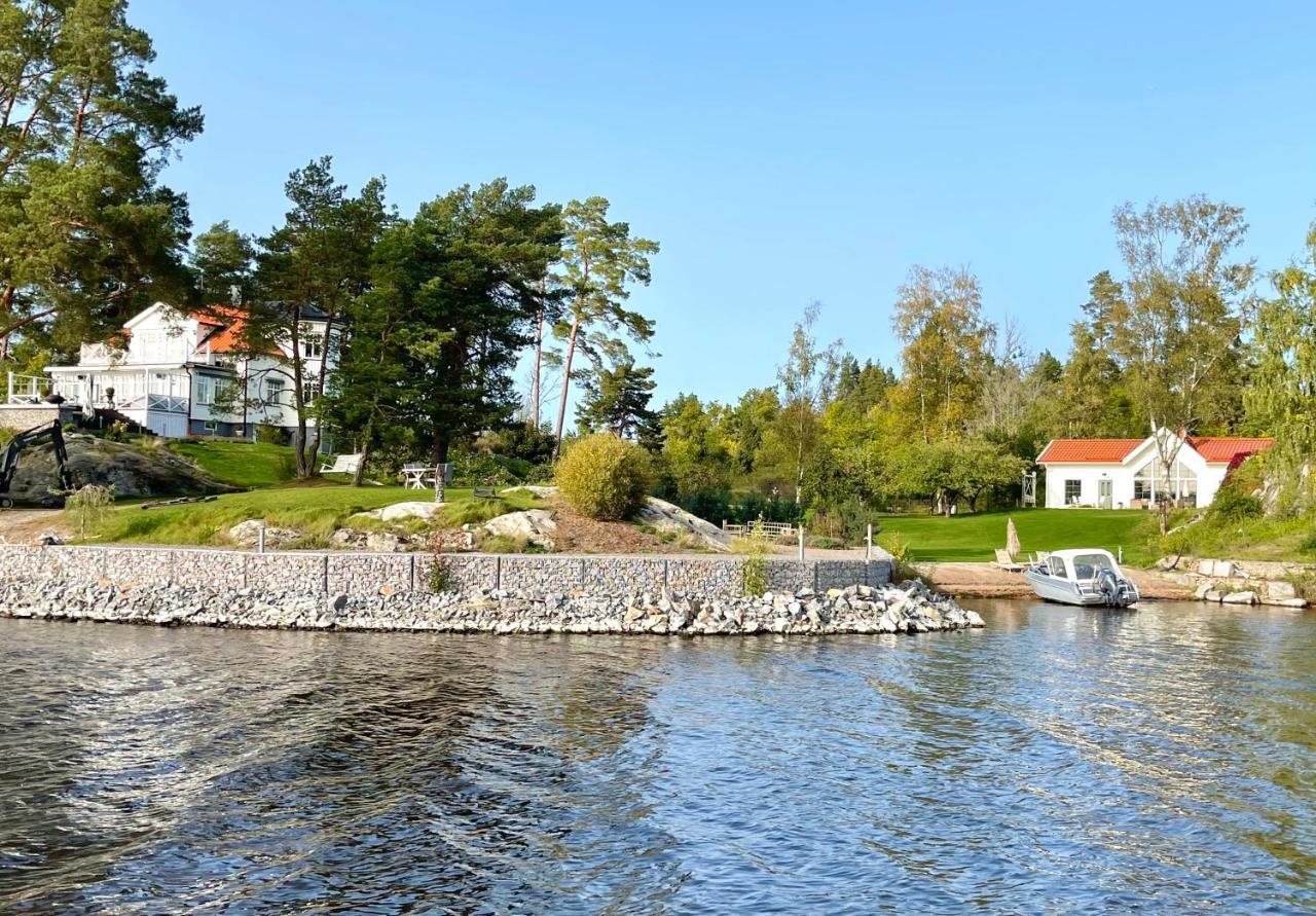 Bastuviken Bed And Breakfast Уппсала Экстерьер фото